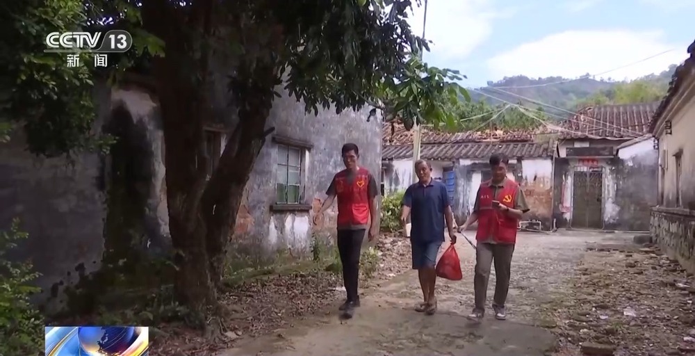 逼近 广东多地提前转移安置群众开元棋牌app台风“桦加沙”(图1)